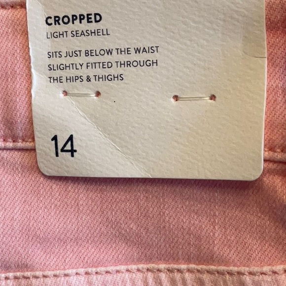 NWT J. Jill Authentic Fit Cropped Jeans in Light Seashell - Size 14 - Picture 4 of 5